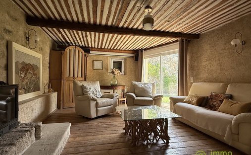 Chateau With Outbuilding And Private Beach In Provence