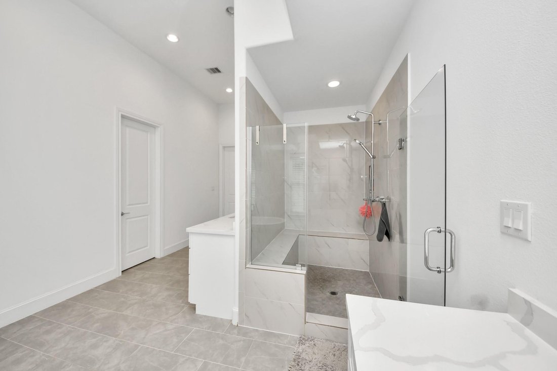House in Houston, Texas, United States 5 - 17953055
