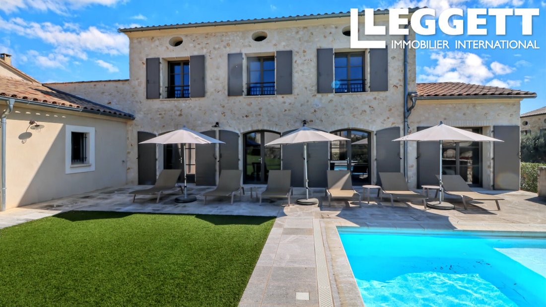Villa in Uzès, Occitania, France 1 - 17867105
