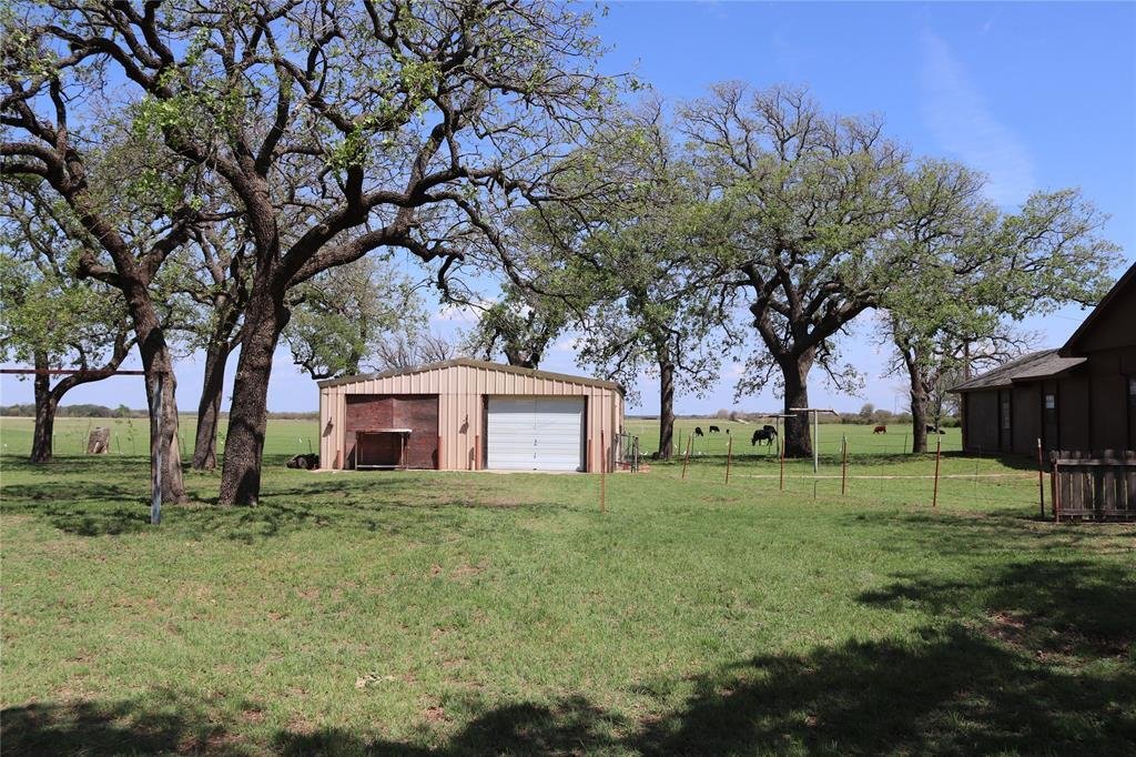 Farm Ranch in Henrietta, Texas, United States 4 - 17952296