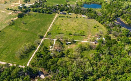 Farm Ranch in Clifton, Texas, United States 1