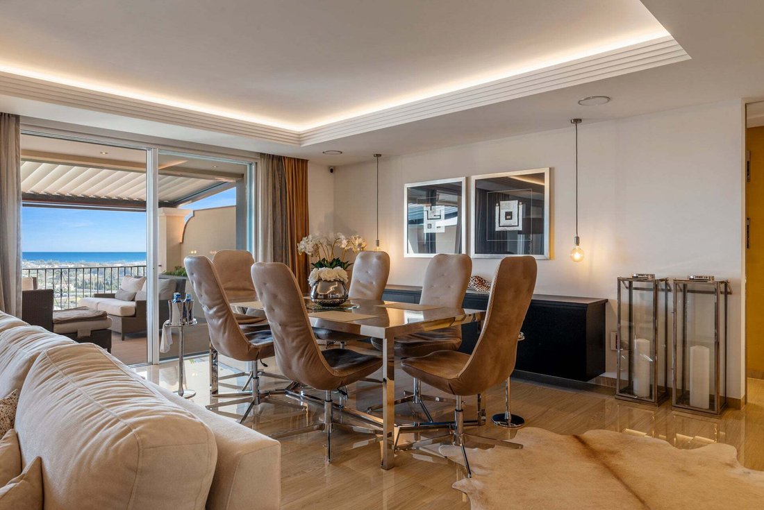 Apartment in Benahavis, Andalusia, Spain 3 - 17951512