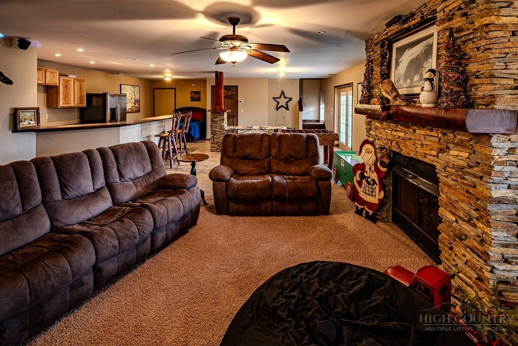 House in Banner Elk, North Carolina, United States 2 - 17955840
