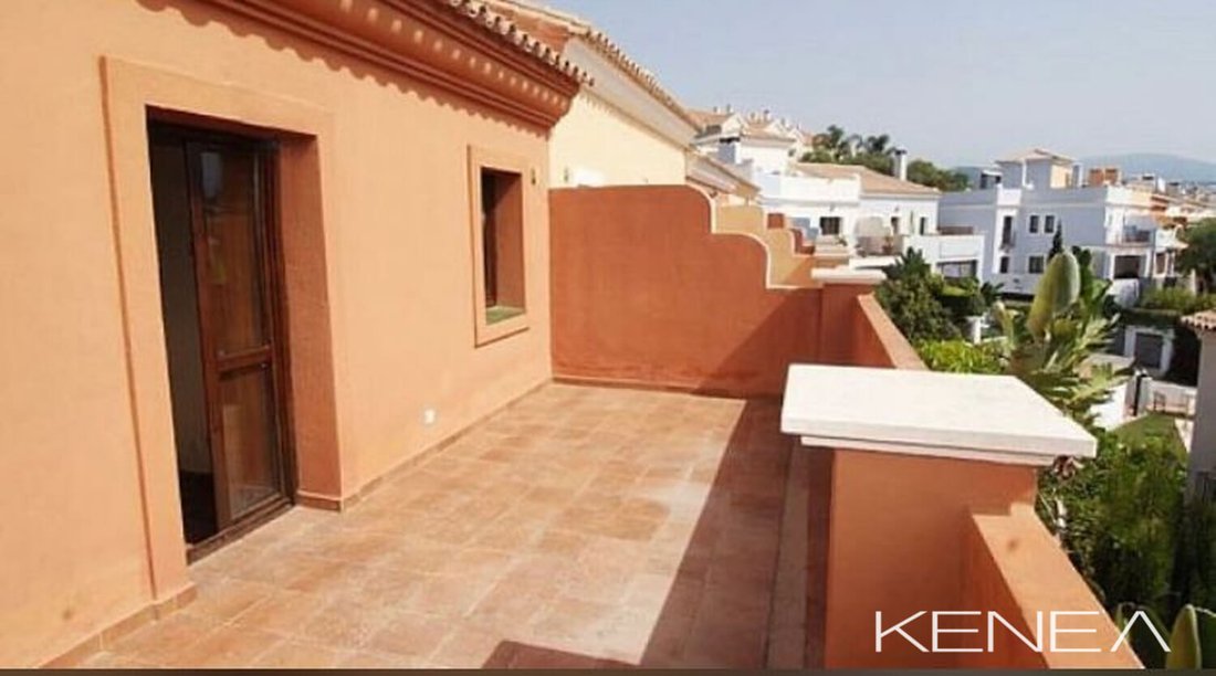 Chalet in Estepona, Andalusia, Spain 4 - 17947323