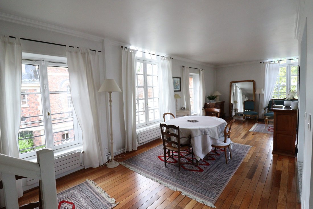 Apartment in Le Plateau, Louveciennes, France 1 - 17955441
