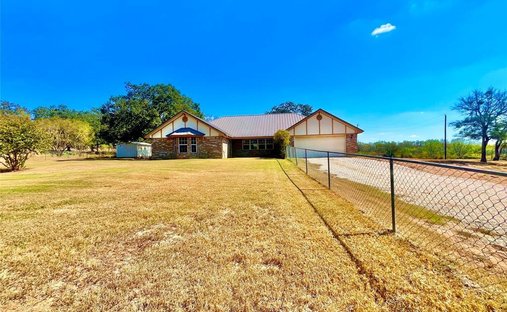 Land in Hamilton, Texas, United States 1