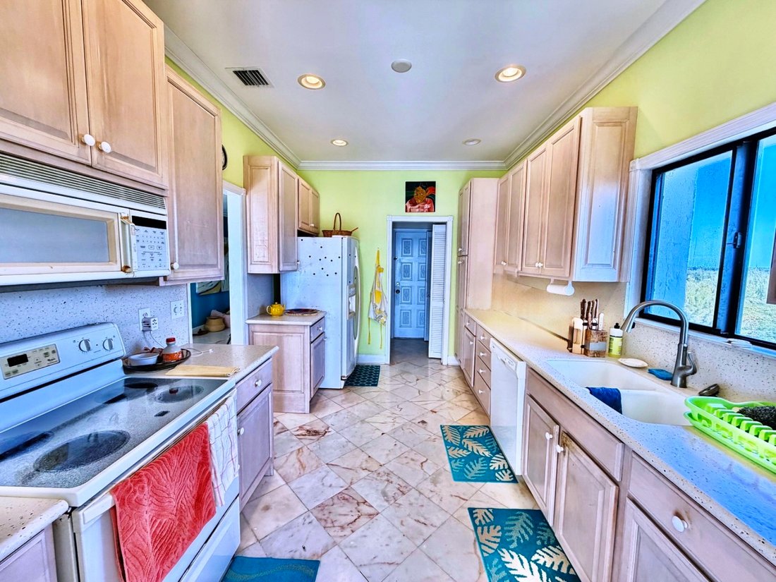 Apartment in Freeport, Freeport, The Bahamas 3 - 17947706