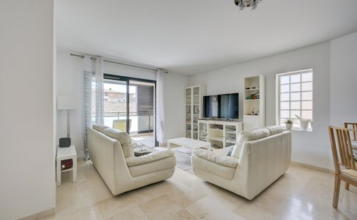 Apartment in Le Tholonet, Provence-Alpes-Côte d'Azur, France 1