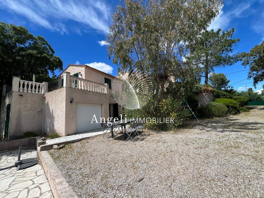House in Frejus, Provence-Alpes-Côte d'Azur, France 2 - 17092011