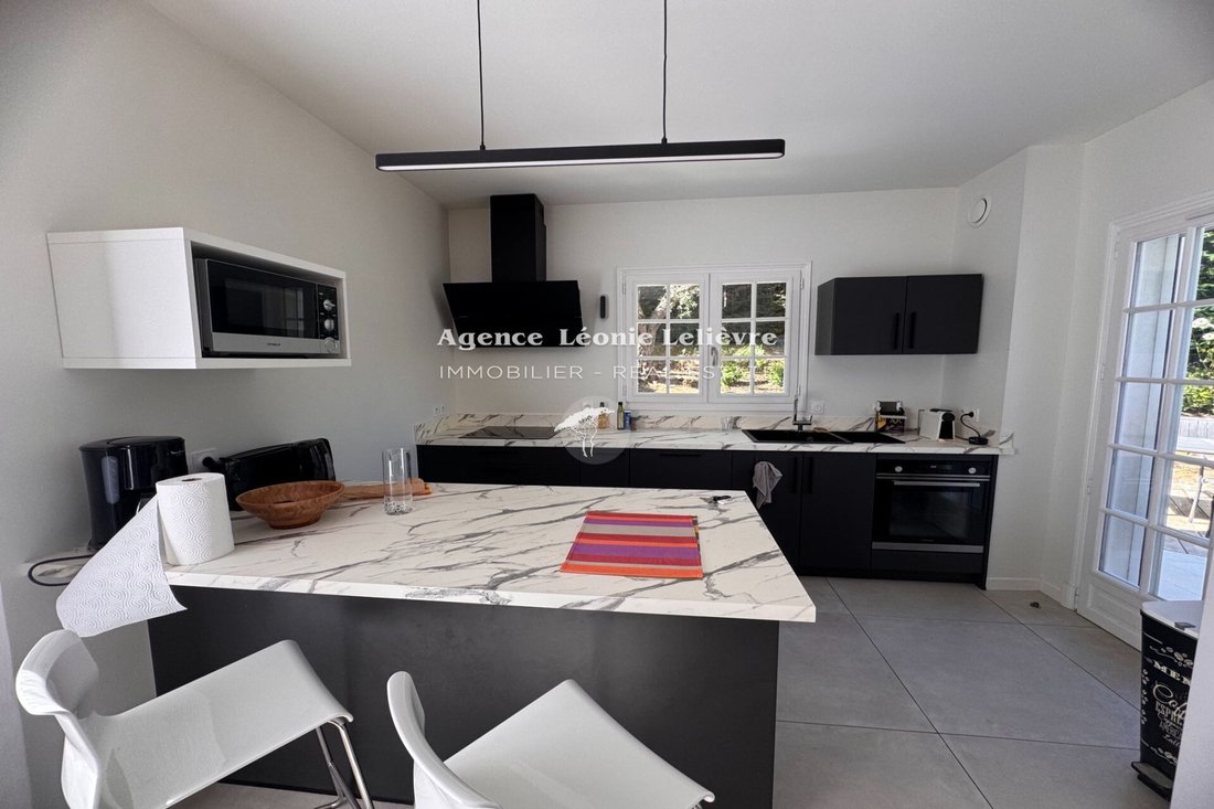 Villa in Ville-Les Saquedes-Le Bouillonnet, Sainte-Maxime, France 3 - 17948479
