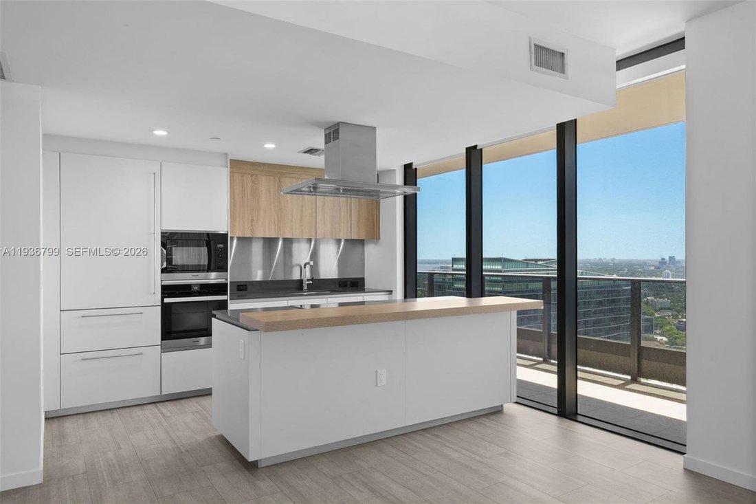 Condo in Miami, Florida, United States 4 - 16873397
