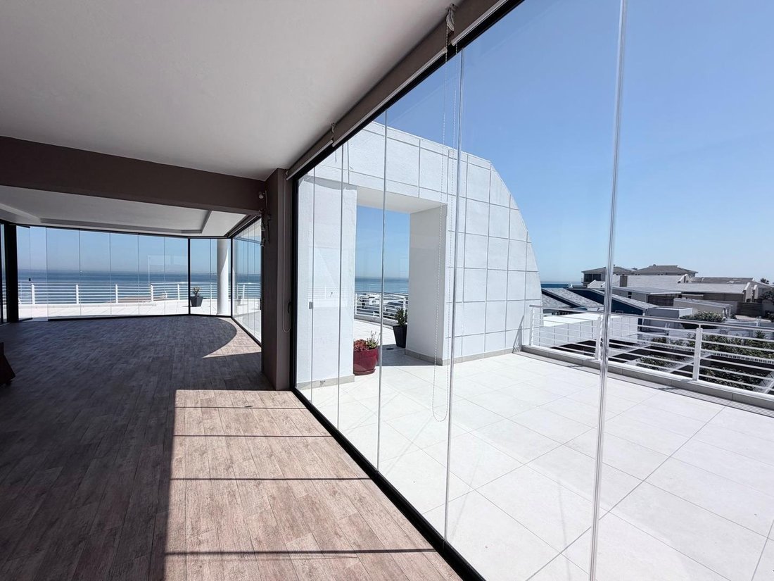 Apartment in Blouberg, Western Cape, South Africa 4 - 17947559