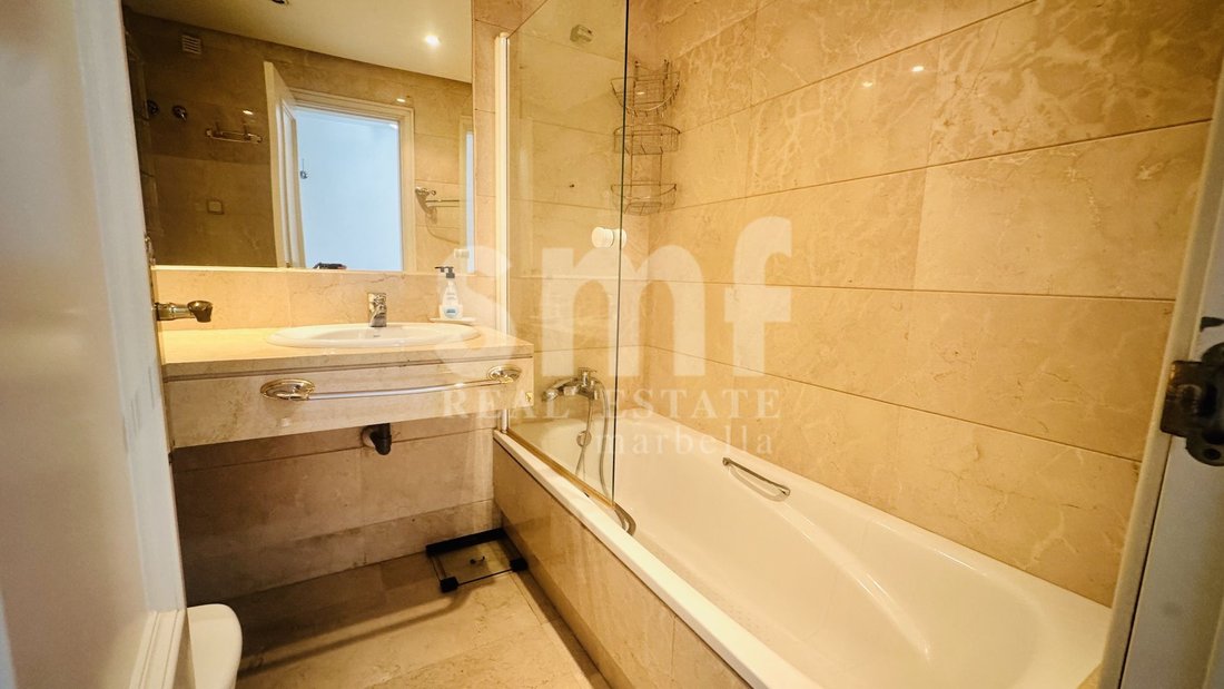 Appartement à Puerto Banús, Marbella, Espagne 5 - 17947253