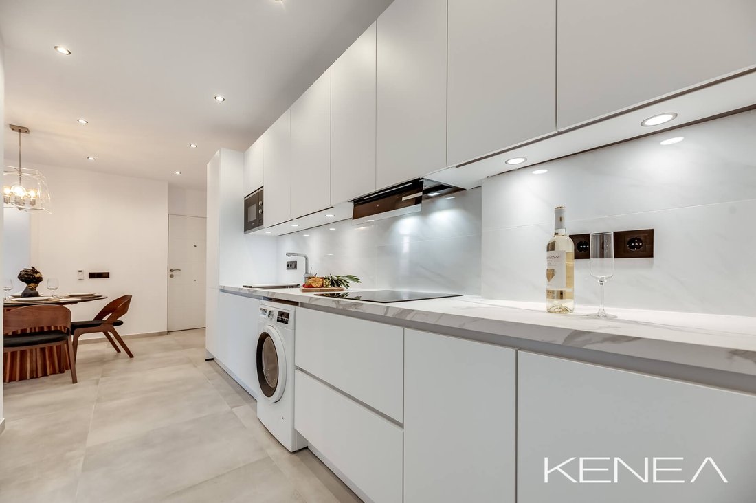 Apartment in Cancelada, Estepona, Andalusia 3 - 17947521