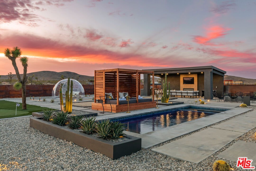 Casa en Joshua Tree, California, Estados Unidos 2 - 17954740