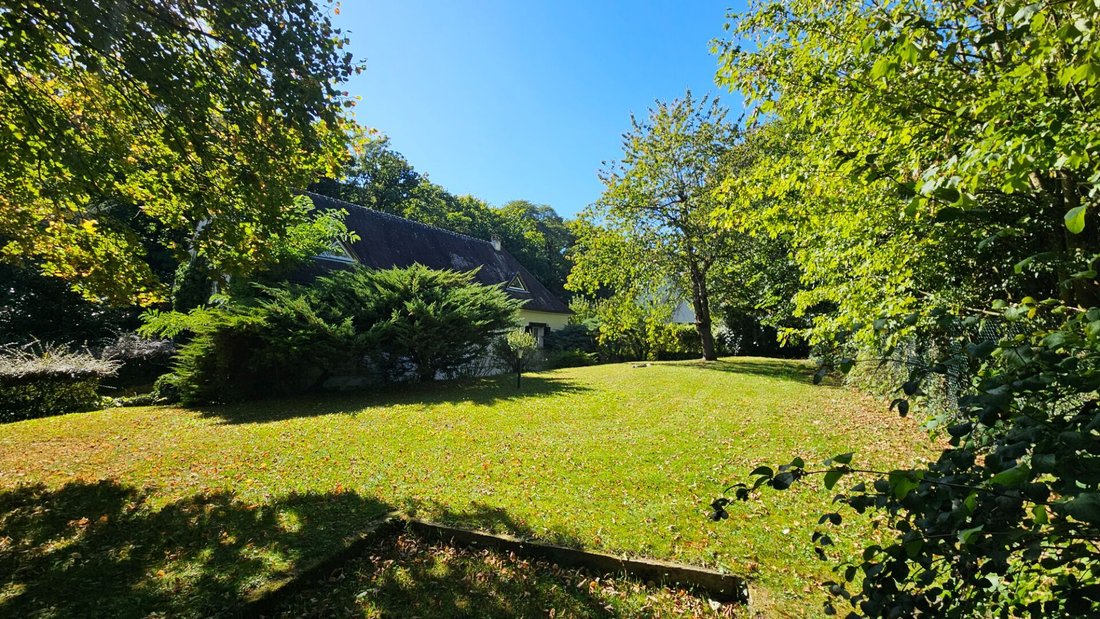 House in Aumont-en-Halatte, Hauts-de-France, France 2 - 16479748