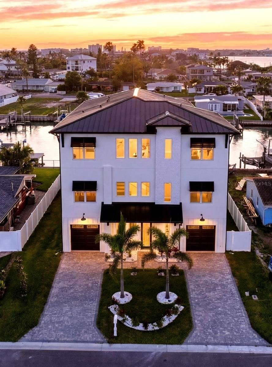 House in Madeira Beach, Florida, United States 2 - 17955317