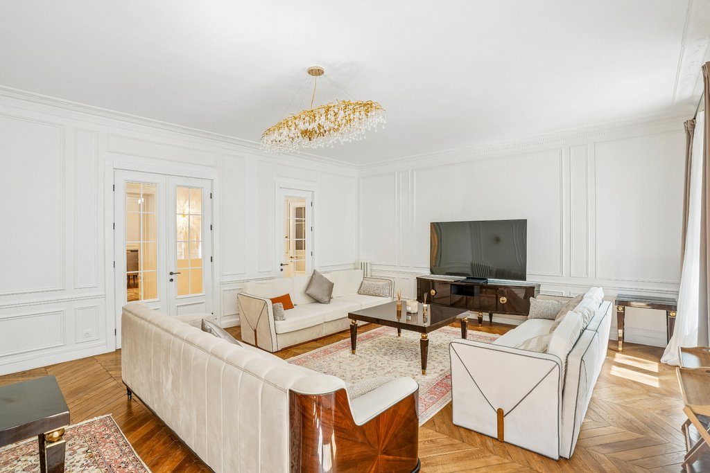 Apartment in Auteuil Nord, Paris 16e Arrondissement, Paris 4 - 17947568
