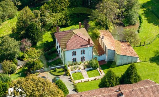 House in Lacroix-sur-Meuse, Grand Est, France 1