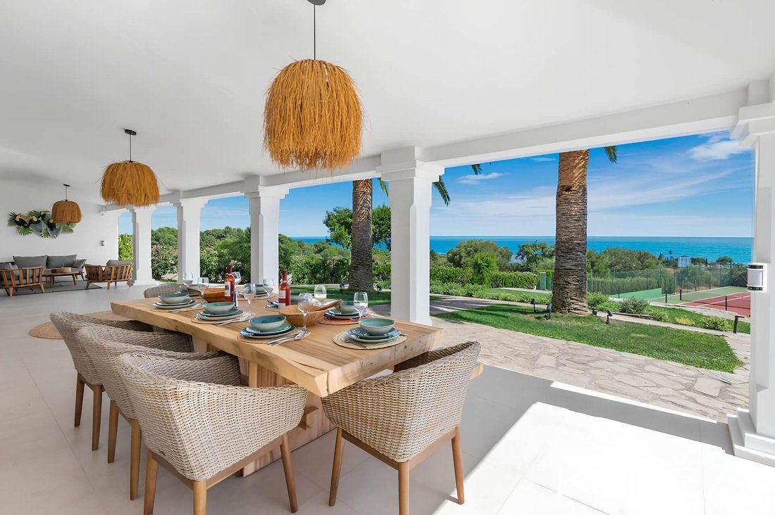 Villa in Estepona, Andalusia, Spain 2 - 17951509