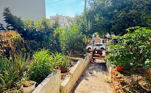 Land in 7th District of Athens, Athens, Greece 1