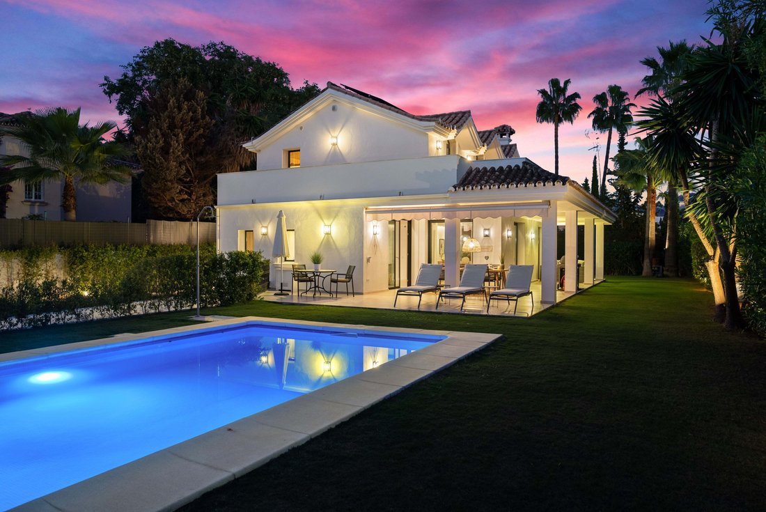 Villa in Puerto Banus, Marbella, Spain 1 - 17947242