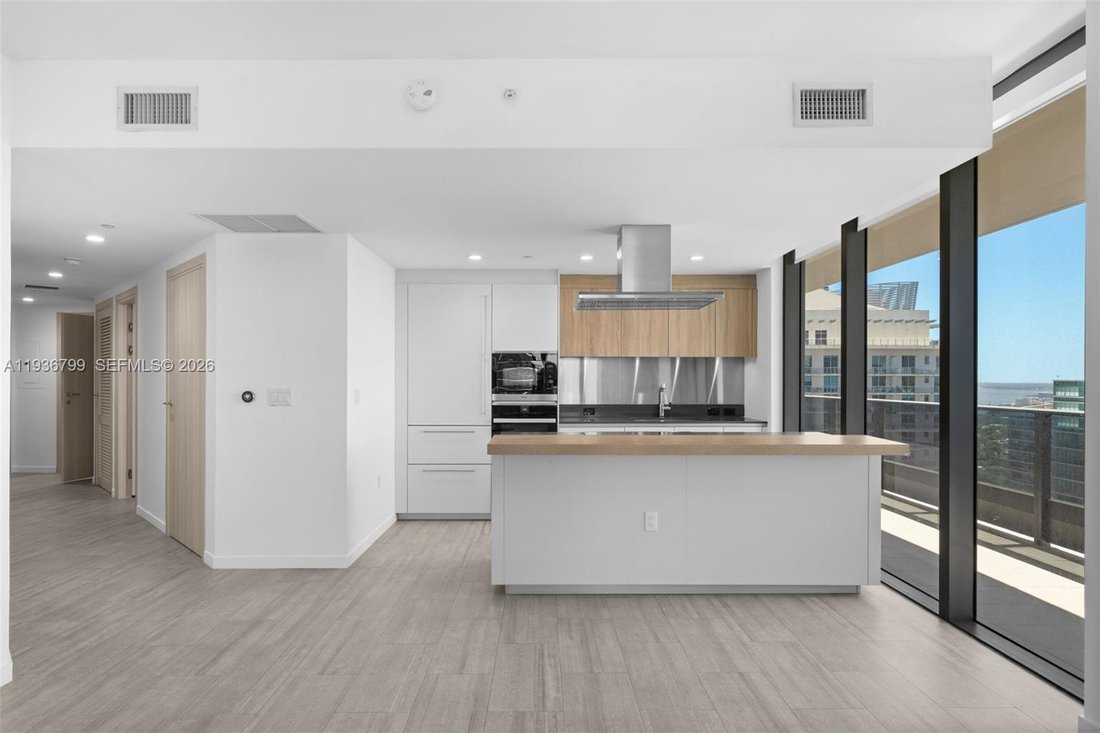 Condo in Miami, Florida, United States 3 - 16873397