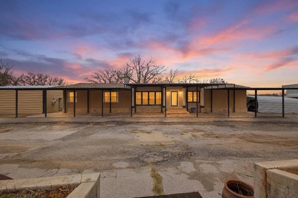 Farm Ranch in Bowie, Texas, United States 5 - 17952788