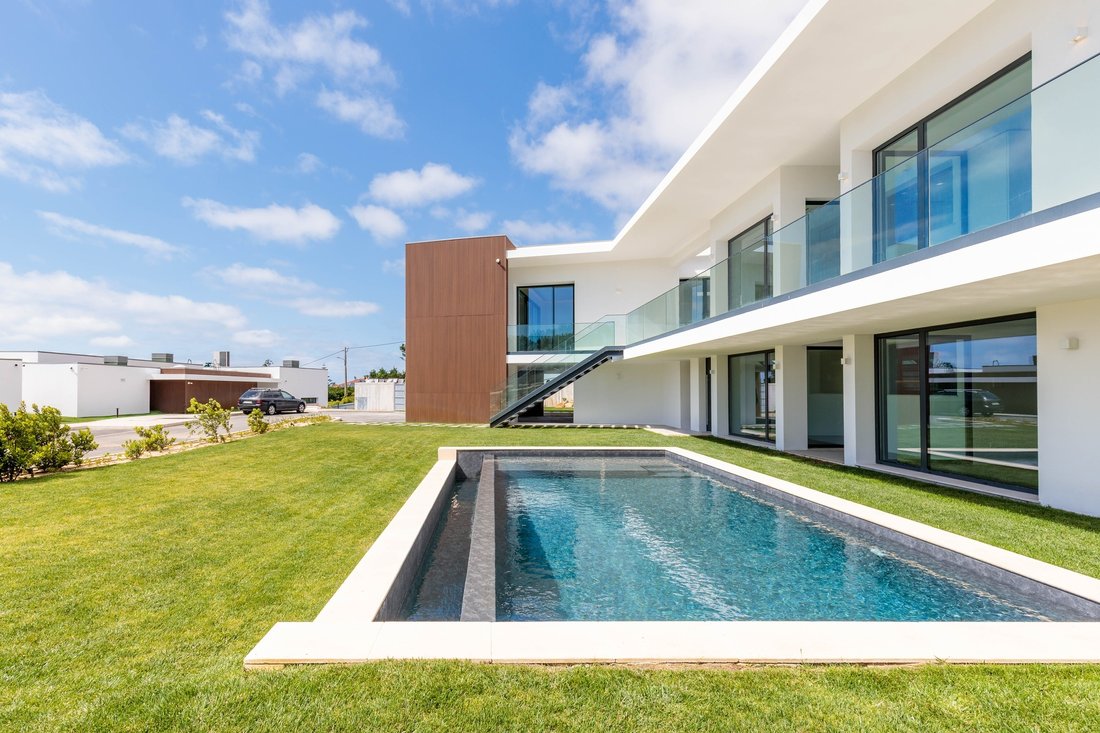 Villa in Colares, Lisbon, Portugal 1 - 17948764