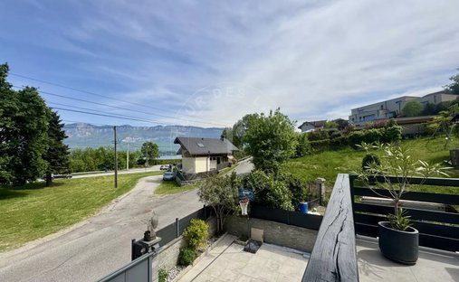 House in Le Bourget-du-Lac, Auvergne-Rhône-Alpes, France 1