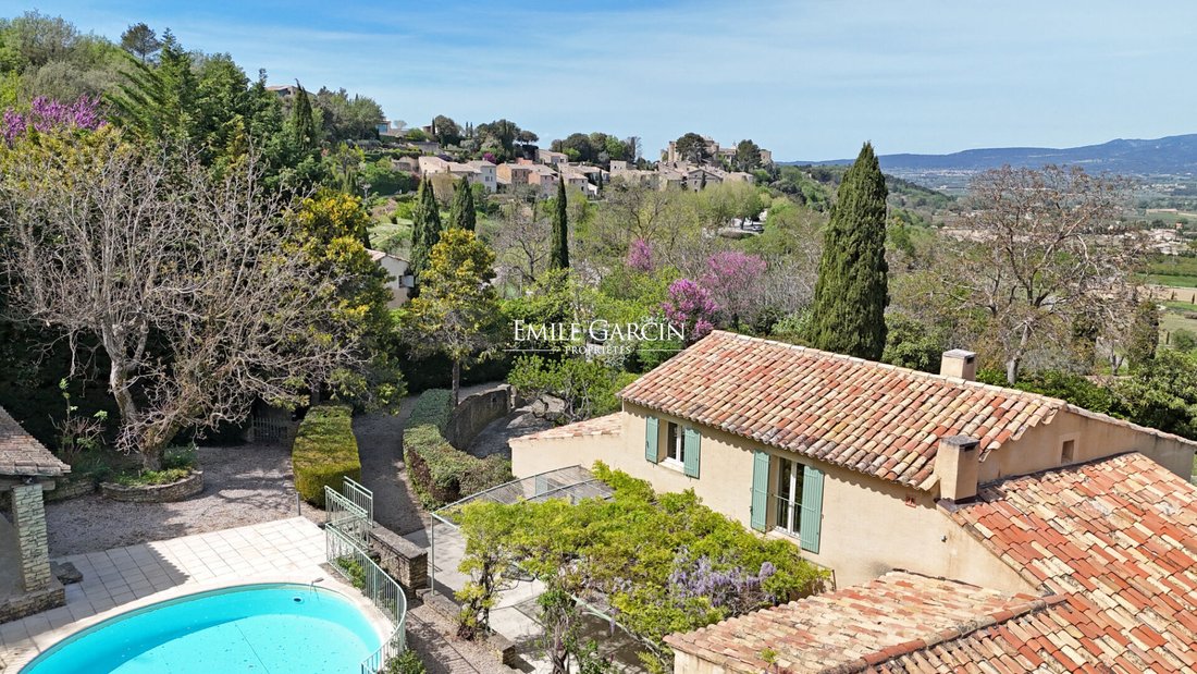 Villa in Ménerbes, Provence-Alpes-Côte d'Azur, France 1 - 17954625