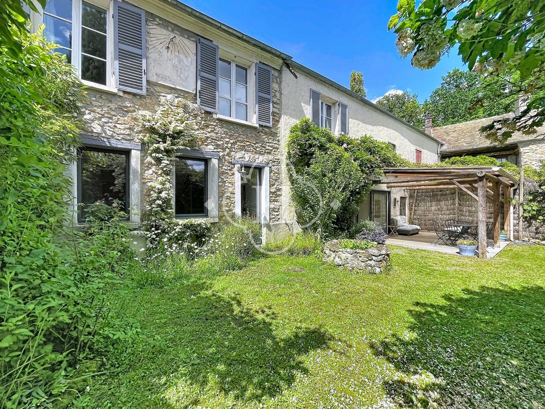 House in Hargeville, Ile-de-France, France 1 - 17955429