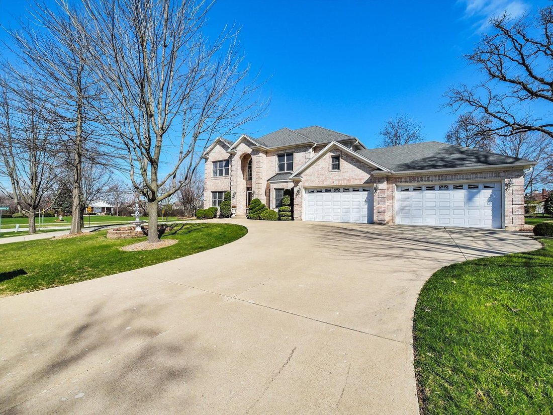 House in Addison, Illinois, United States 2 - 17951855