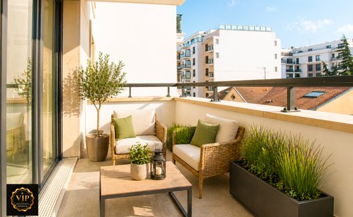 Apartment in Plateau Ouest, Suresnes, France 1