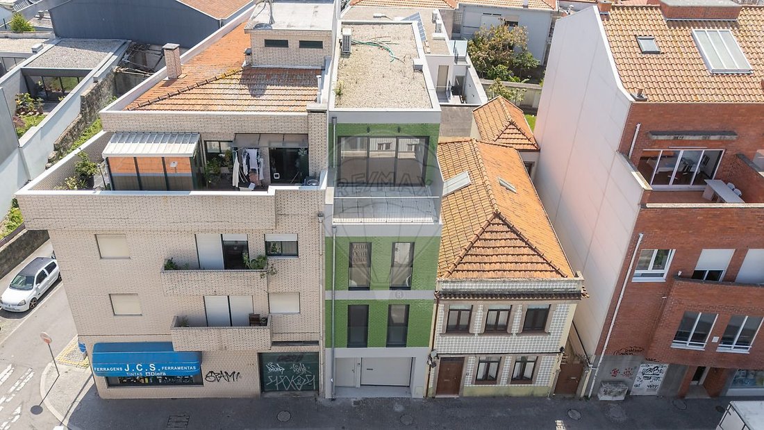 House in Matosinhos e Leca da Palmeira, Porto District, Portugal 2 - 17735239