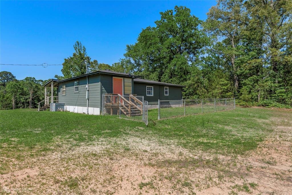 House in Vivian, Louisiana, United States 2 - 17952572