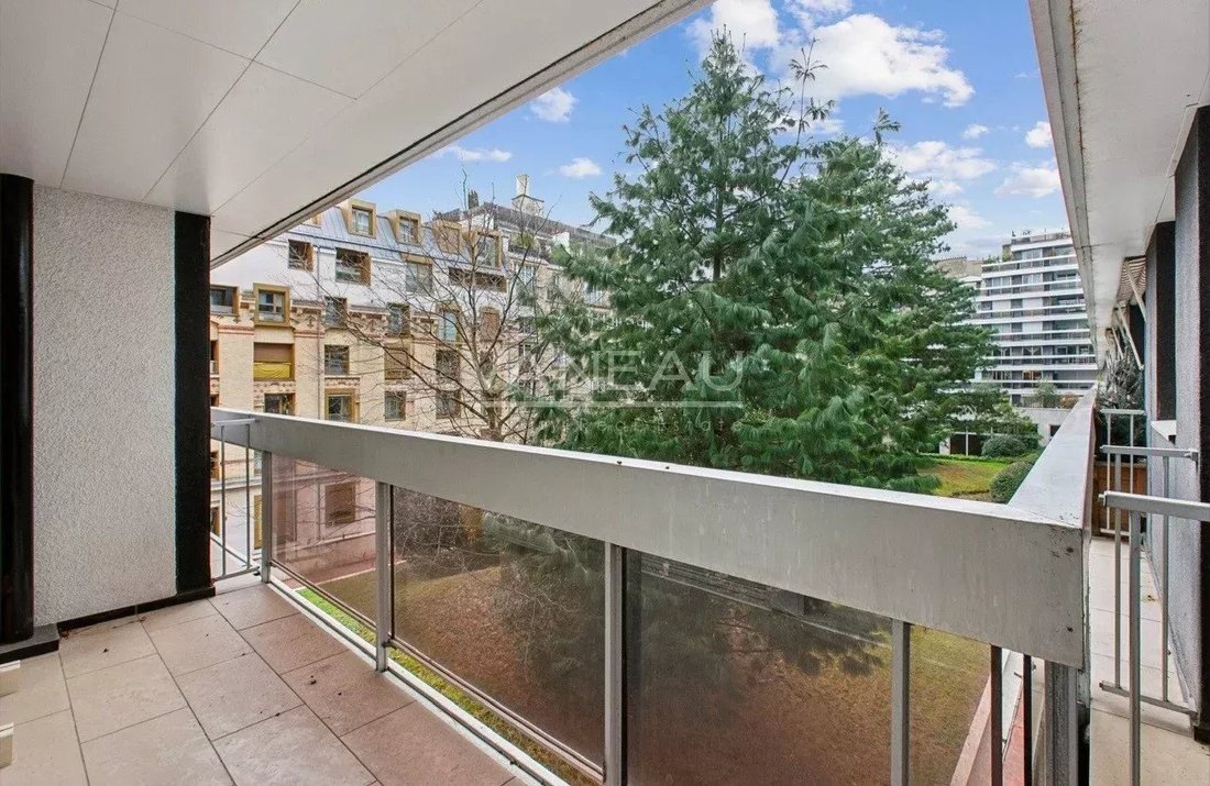 Apartment in Porte Dauphine, Paris 16e Arrondissement, Paris 4 - 17948936