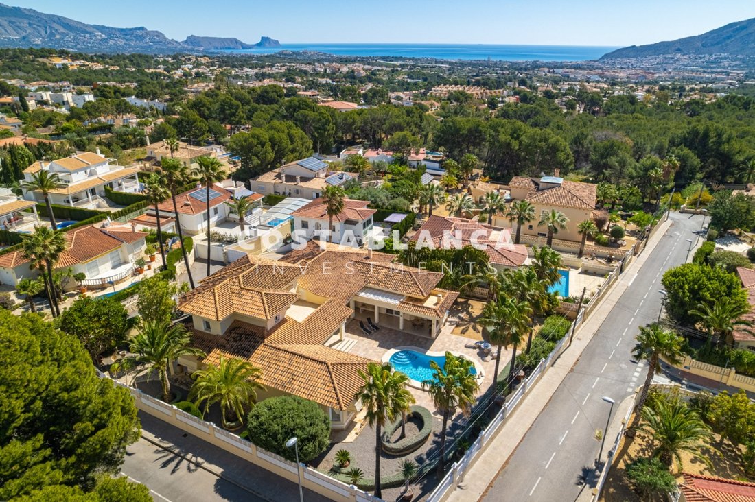 Villa in la Nucia, Valencian Community, Spain 4 - 17948641