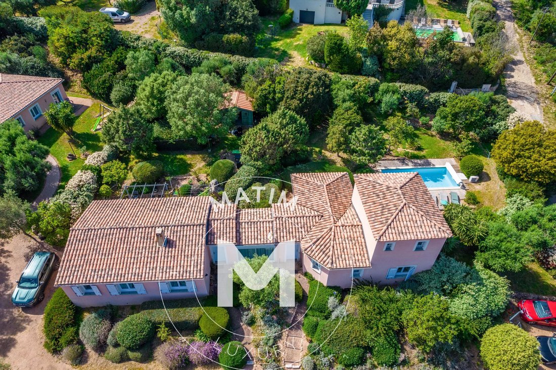 Estate in Porto-Vecchio, Corsica, France 2 - 17947107