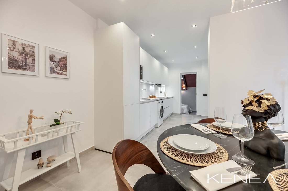 Apartment in Cancelada, Estepona, Andalusia 2 - 17947521
