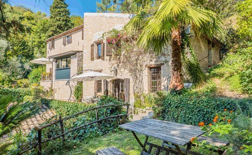 House in Carros, Provence-Alpes-Côte d'Azur, France 1