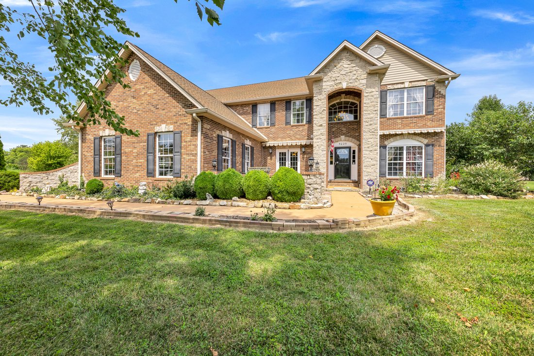 House in Columbia, Illinois, United States 1 - 17949457