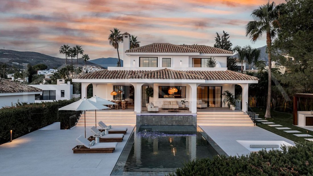 Villa in Puerto Banus, Marbella, Spain 2 - 17947376