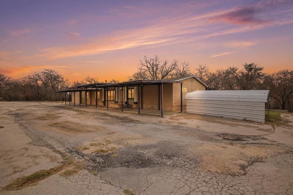 Farm Ranch in Bowie, Texas, United States 4 - 17952819