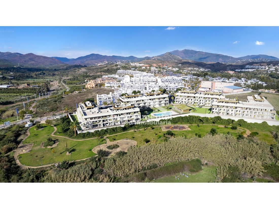 Apartment in Cancelada, Estepona, Andalusia 4 - 17947506