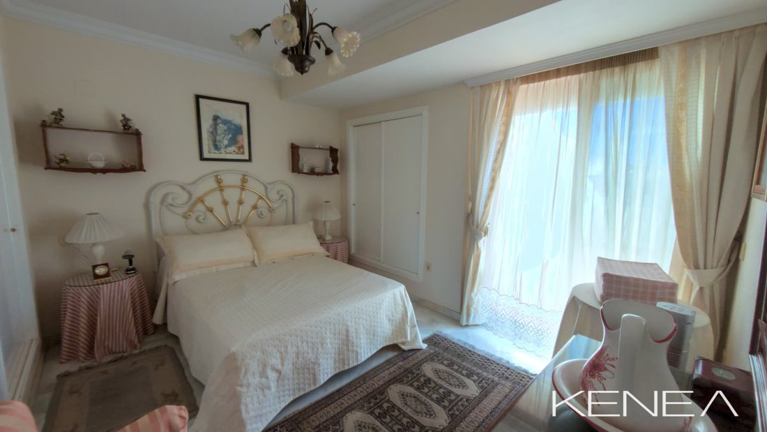 Apartment in Marbella, Andalusia, Spain 5 - 17947792