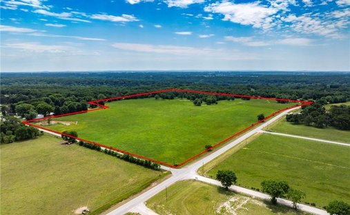 Land in Siloam Springs, Arkansas, United States 1