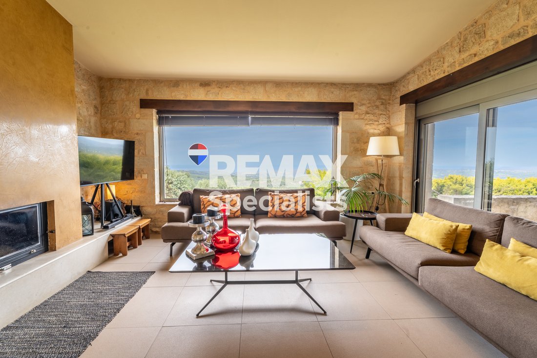 Villa in Community of Epano Archane, Archanes, Greece 1 - 17947172