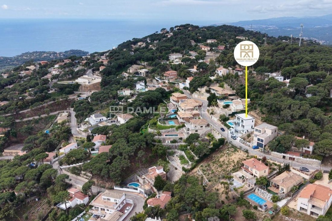 House in Lloret de Mar, Catalonia, Spain 4 - 15612570