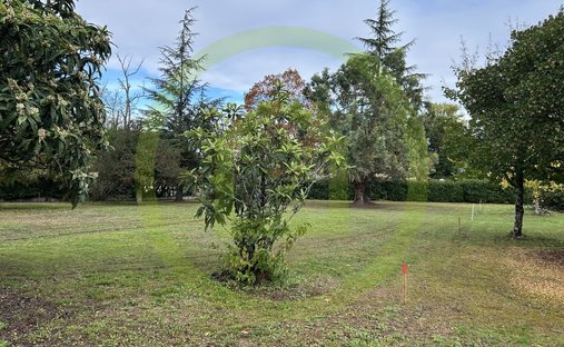 Land in Ecarts-Ruraux, Cestas, Frankreich 1